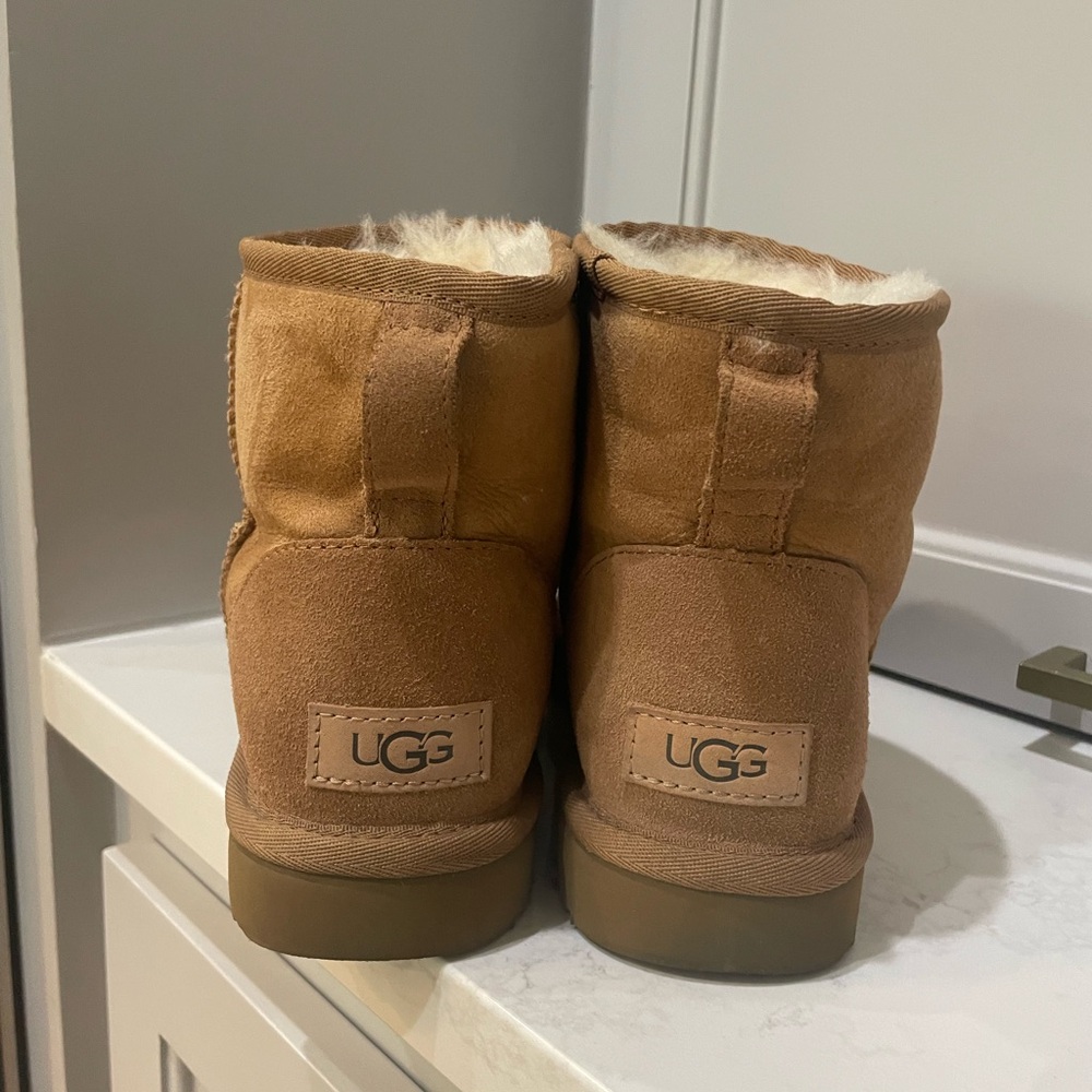 Women’s Ugg Classic Mini II